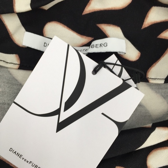 DVF Diane von Furstenberg Glasmary Snake Flutter Warm dust dress silk new 2 - Picture 5 of 7